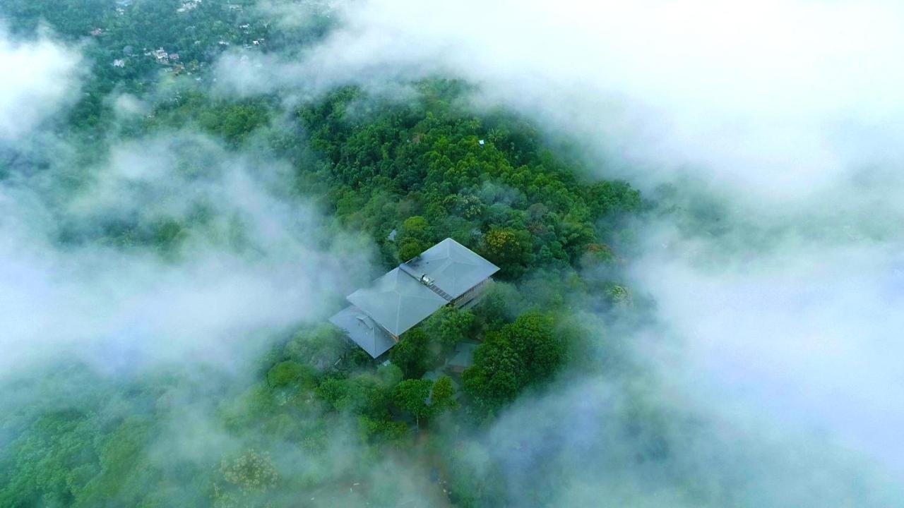 Elephant Passage Hotel Munnar Exterior photo